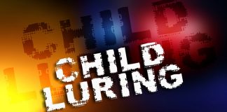 Man tries to lure girl into truck with money