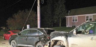 Driver flees scene after causing 4-vehicle crash