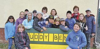 “Buddy bench” to help end loneliness at recess
