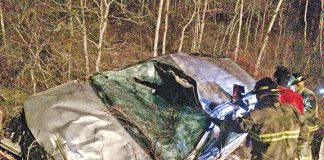 Minivan rolls several times in Scissor Creek