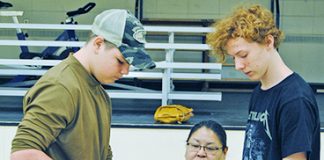 Native feast hosted at Grenfell High Community School