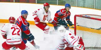 Millionaires tame Hounds