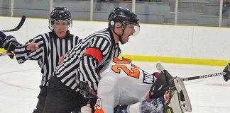 Orioles improve record with 5-2 win over Flyers