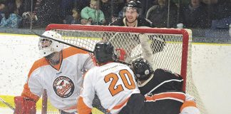 Rockets take a one game lead over Orioles in Prov. series