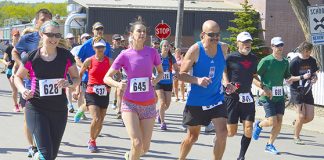 Defending champ repeats at Echo Lake Road Race