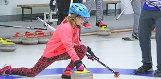 Clinic teaches students the basics of curling