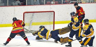 Ochapowace Thunder rumble Oil Kings in season opener