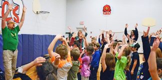 Storyteller brings fairy tales to life through expressions