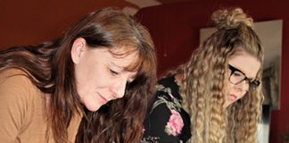 Hobby keeps traditional Ukrainian Easter egg decorator busy