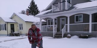 April snow storm buries Melville; closes major highways for more than 30-hours