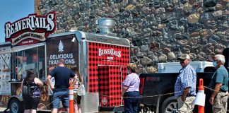 Food truck draws ire of local food merchants