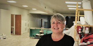 Fields outlet store to open in Fort