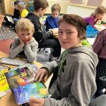 Students share love of reading