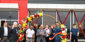 Ribbon cutting opens McDonald’s in Melville