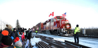 Holiday Train draws large crowd for stop