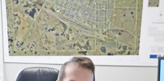 Public works director returns to City position