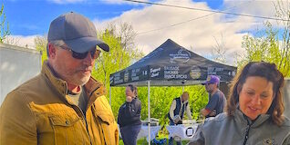 Farmer’s Market does brisk business on its opening weekend